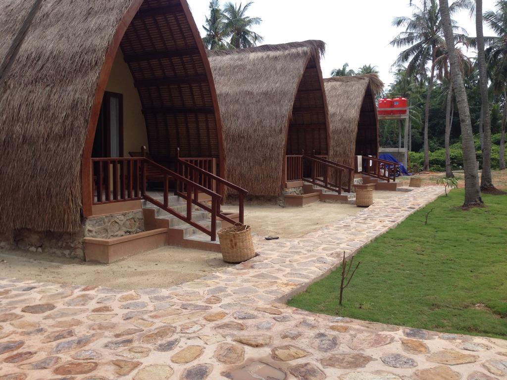 Karimun Lumbung Hotel การีมุนยาวา ภายนอก รูปภาพ